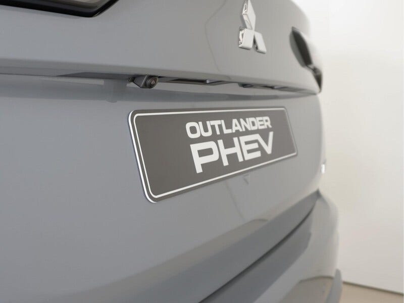 Mitsubishi Outlander (4)