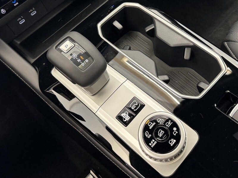 Mitsubishi Outlander (22)