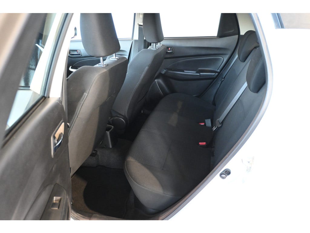 Suzuki Swift (8)