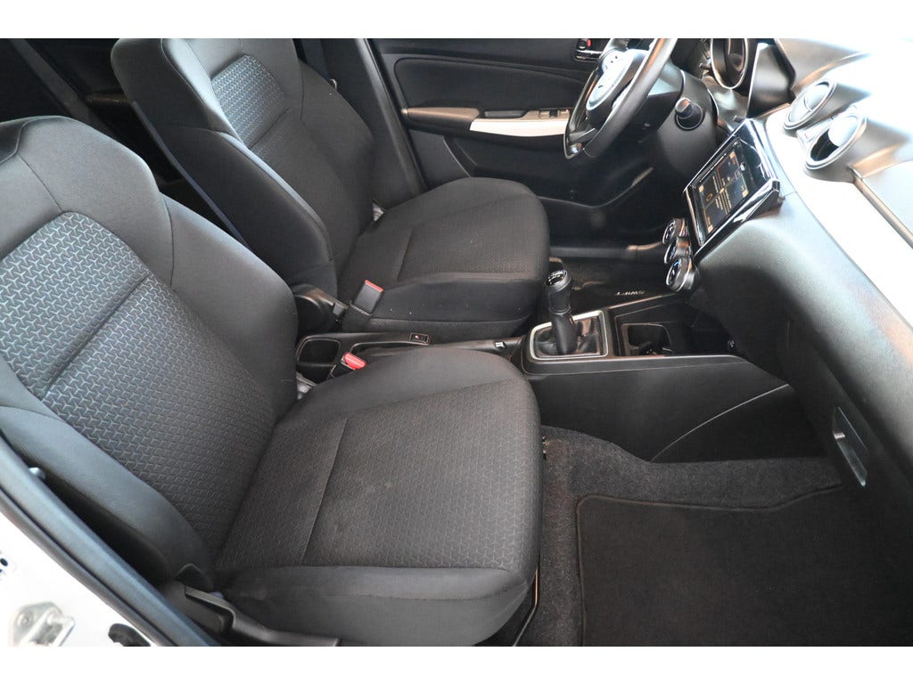 Suzuki Swift (16)