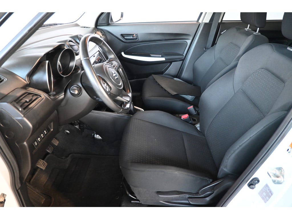 Suzuki Swift (17)