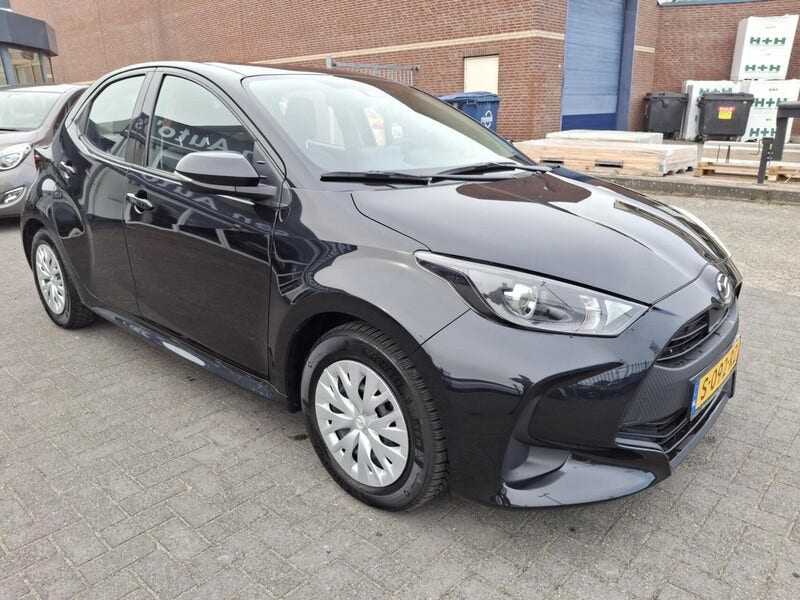 Mazda 2 Hybrid (8)