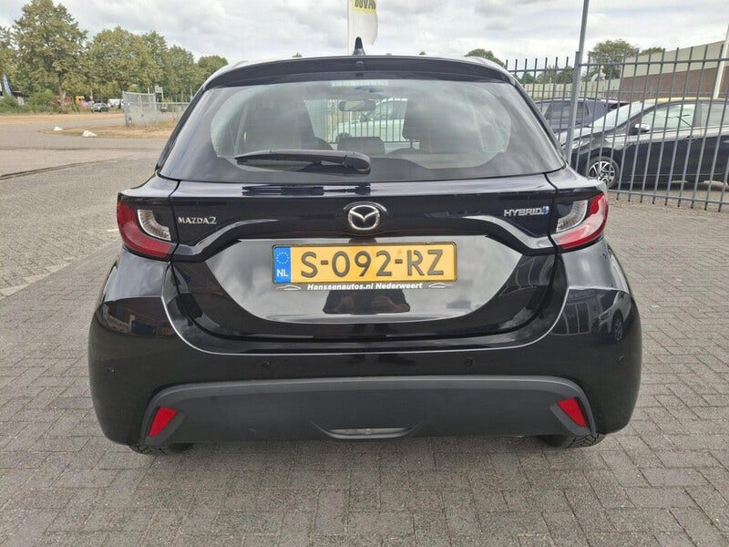 Mazda 2 Hybrid (5)