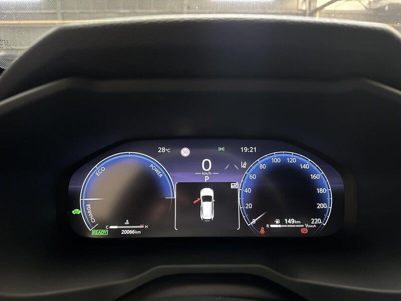 Toyota RAV4 (4)