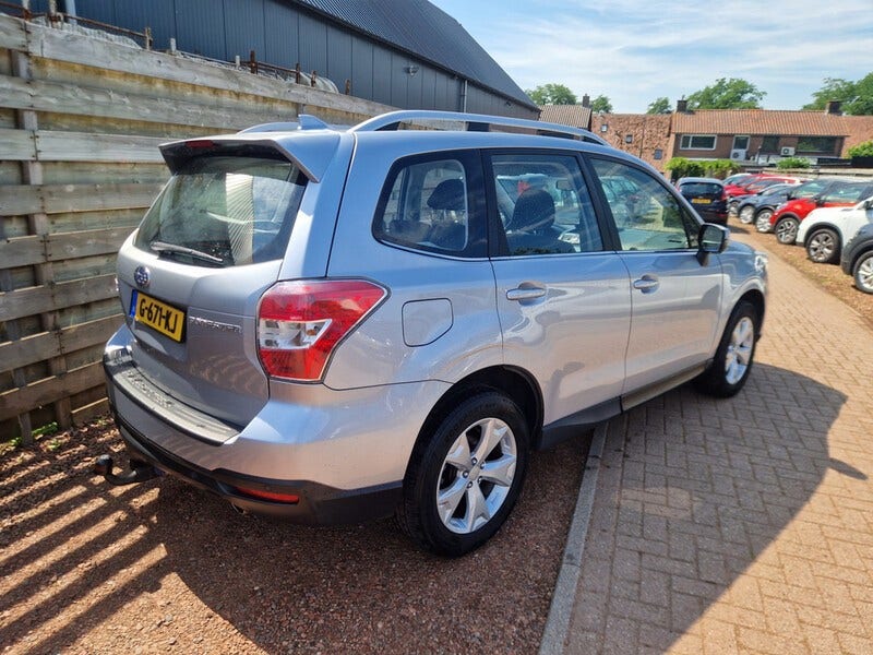 Subaru Forester (2)
