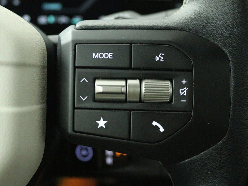 Kia EV4 (8)