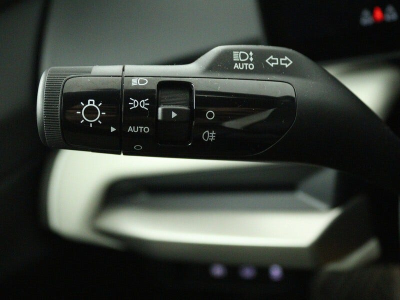 Kia EV4 (9)