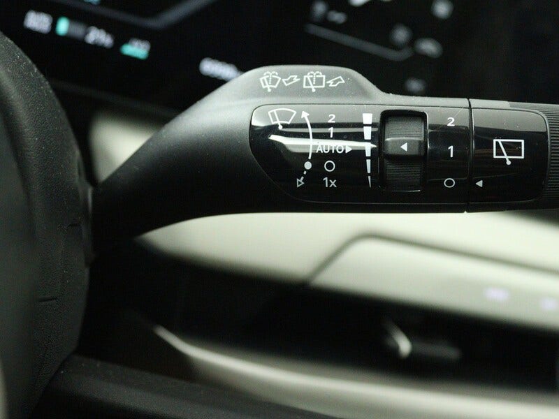 Kia EV4 (10)
