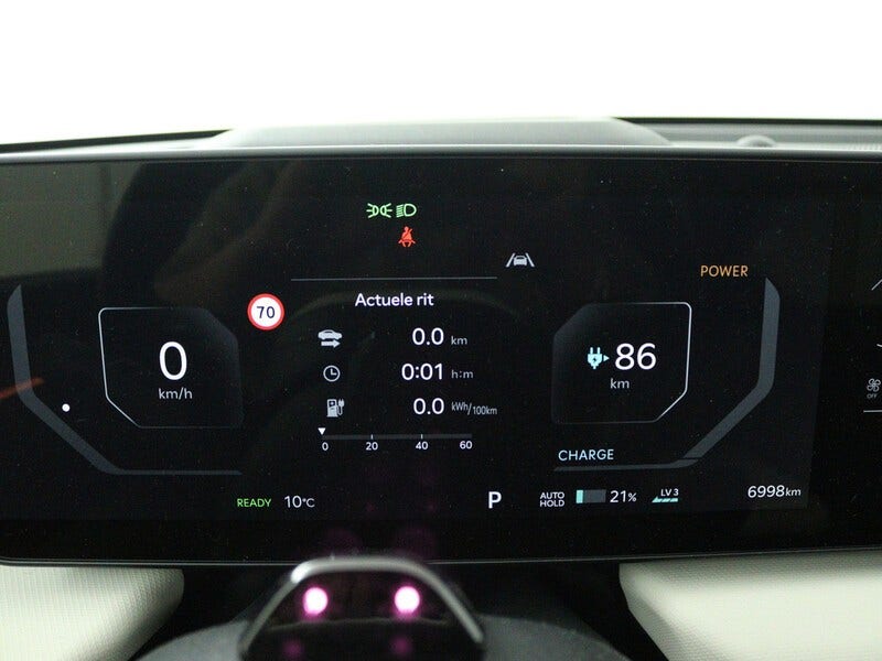 Kia EV4 (12)
