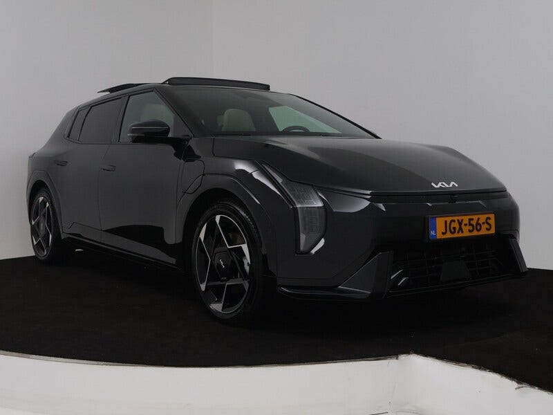 Kia EV4 (15)