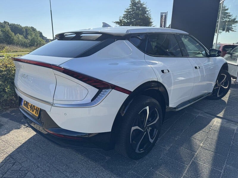 Kia EV6 (3)
