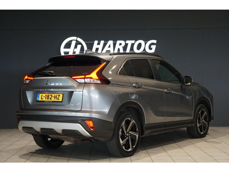 Mitsubishi Eclipse Cross (2)