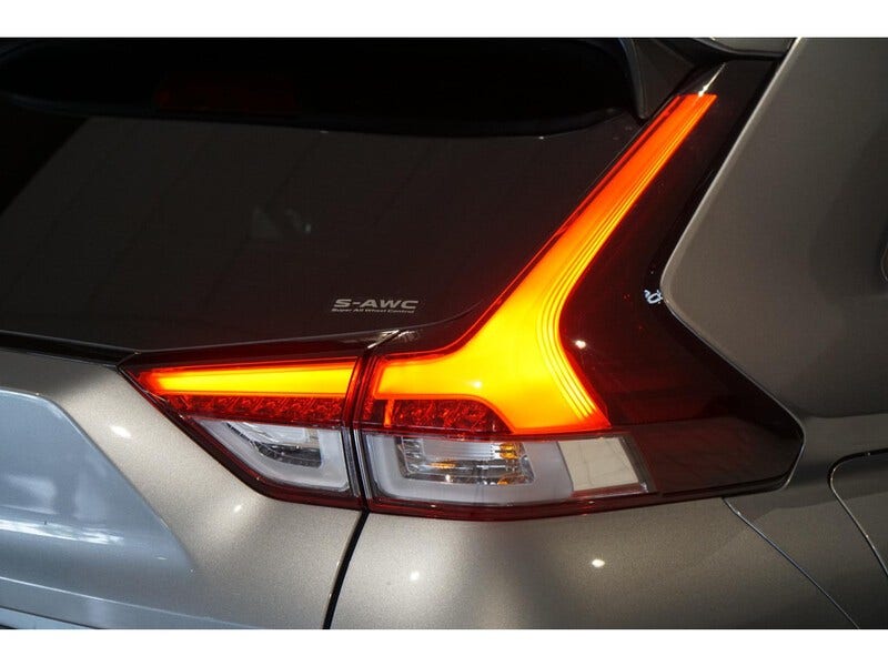 Mitsubishi Eclipse Cross (13)