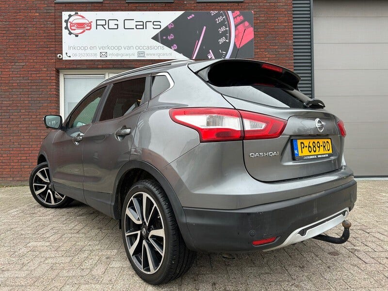 Nissan Qashqai (2)