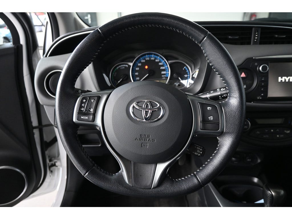 Toyota Yaris (6)