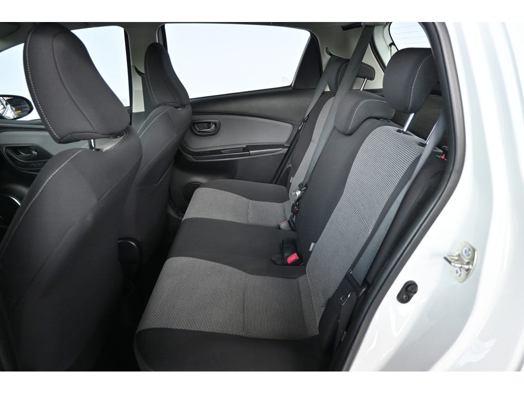 Toyota Yaris (8)