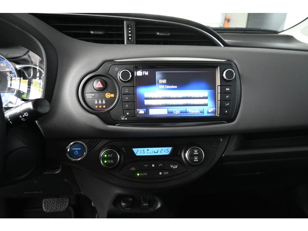 Toyota Yaris (9)