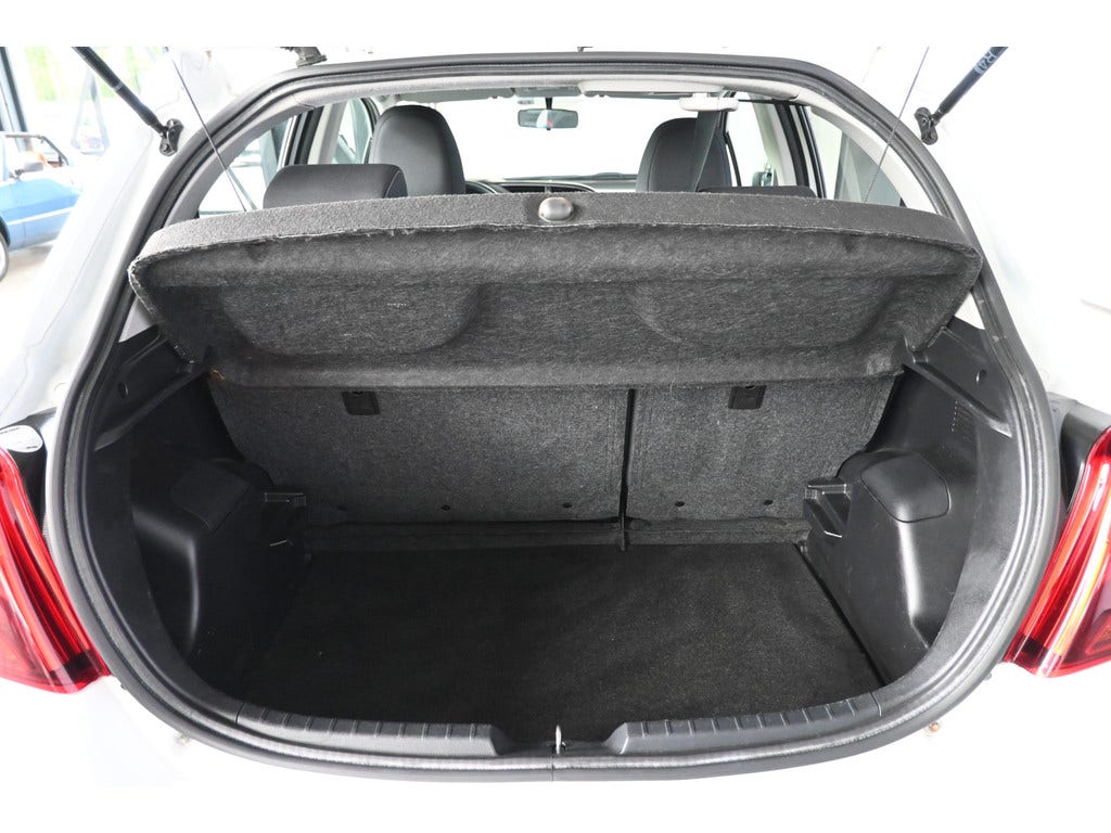 Toyota Yaris (19)