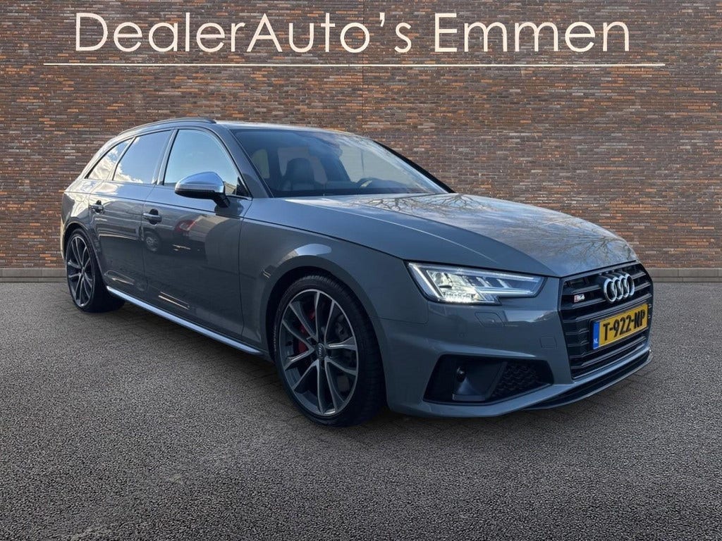 Audi S4