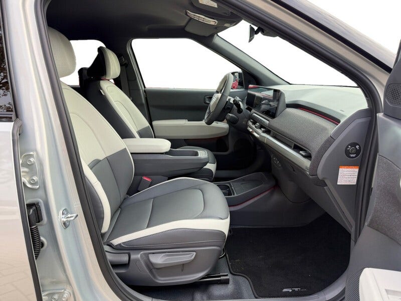 Kia EV3 (19)