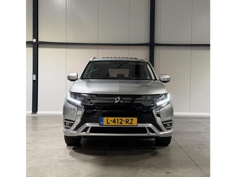 Mitsubishi Outlander (6)