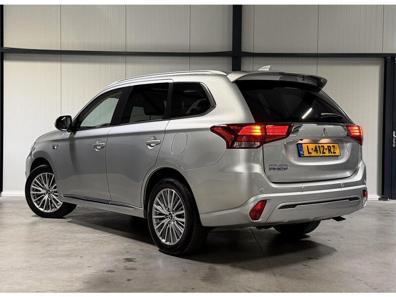 Mitsubishi Outlander (22)