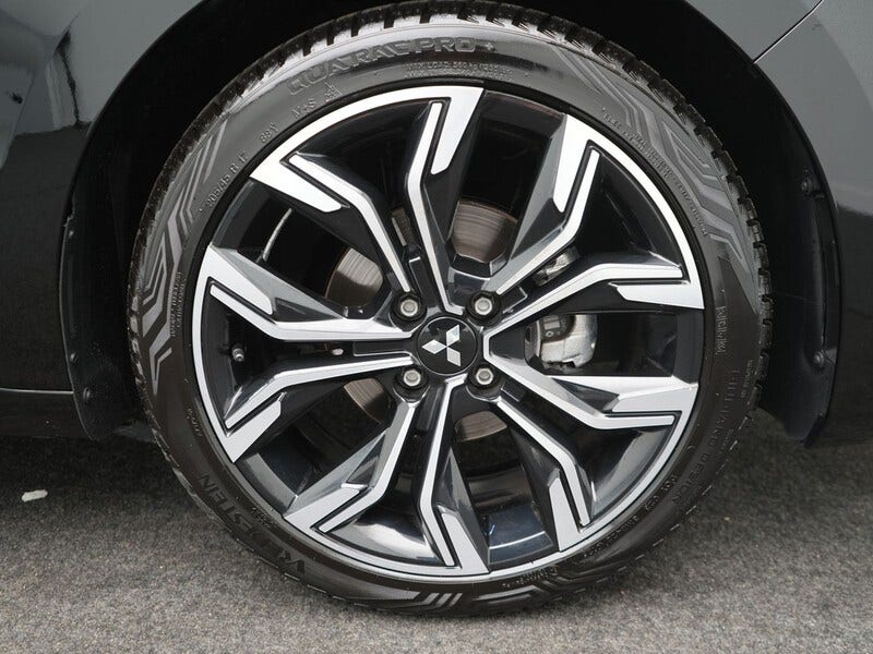 Mitsubishi Colt (7)