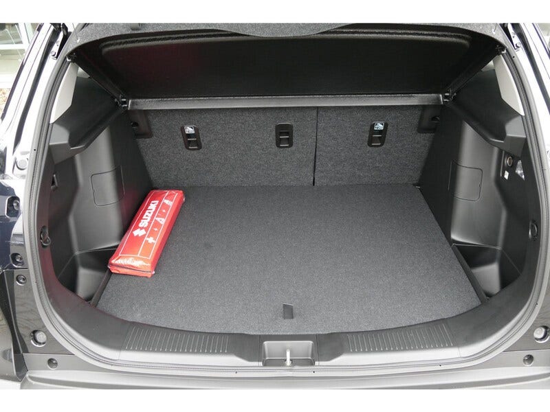 Suzuki Cross (15)