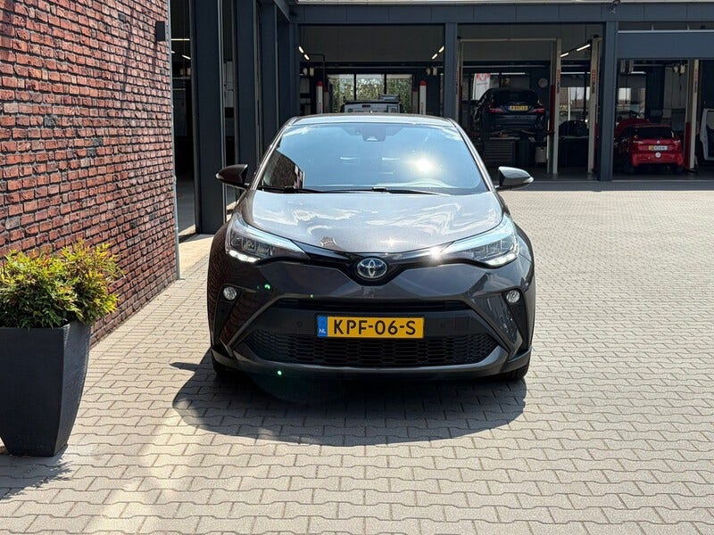 Toyota C-HR (8)