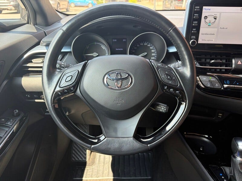 Toyota C-HR (15)