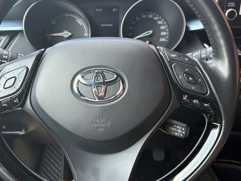 Toyota C-HR (17)