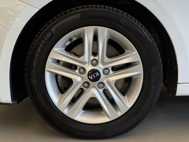 Kia Ceed (9)