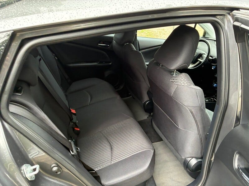 Toyota Prius (9)