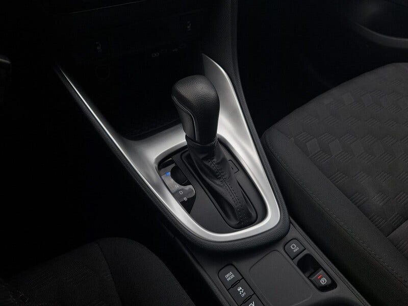 Mazda 2 Hybrid (11)