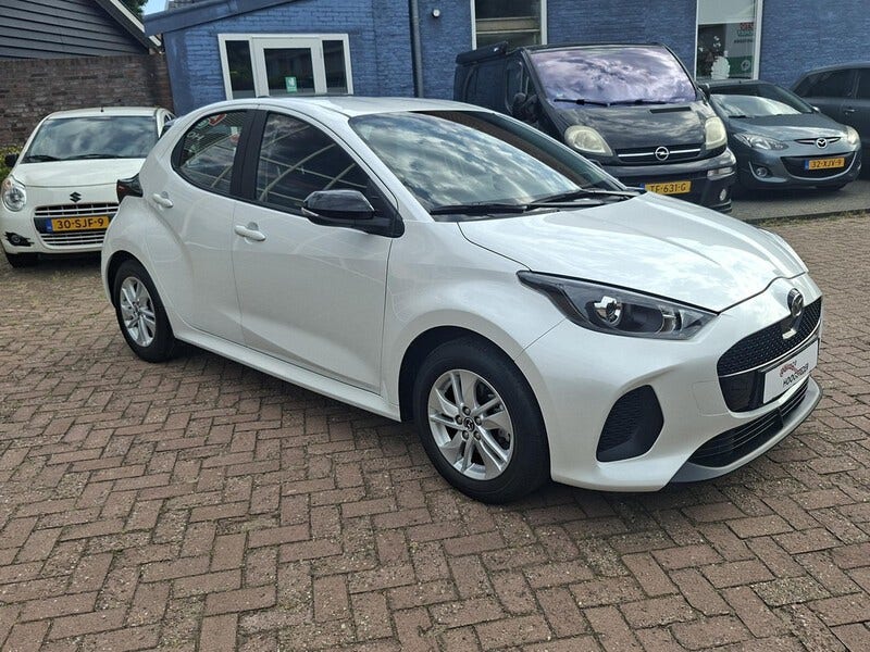 Mazda 2 Hybrid (18)