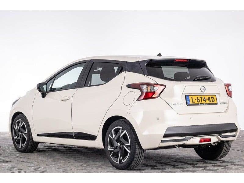 Nissan Micra (2)