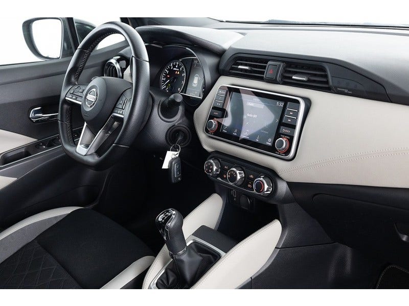 Nissan Micra (3)