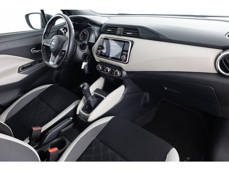 Nissan Micra (4)