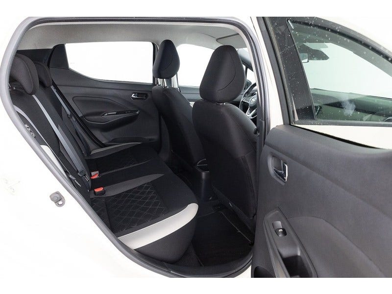 Nissan Micra (7)