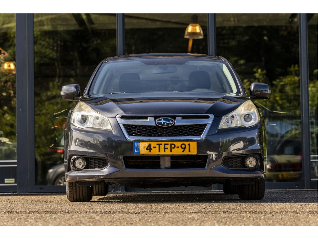 Subaru Legacy (2)