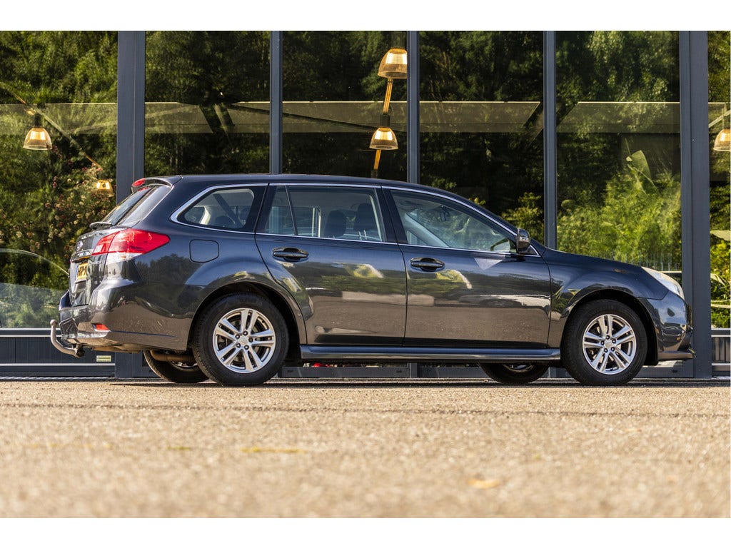Subaru Legacy (5)