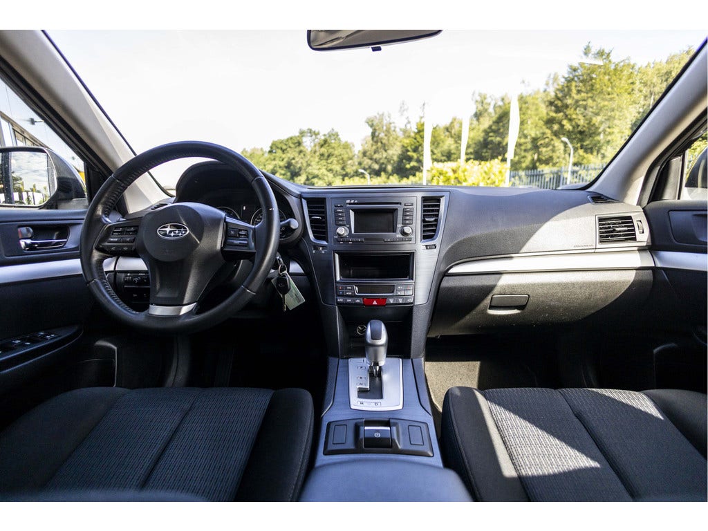 Subaru Legacy (18)