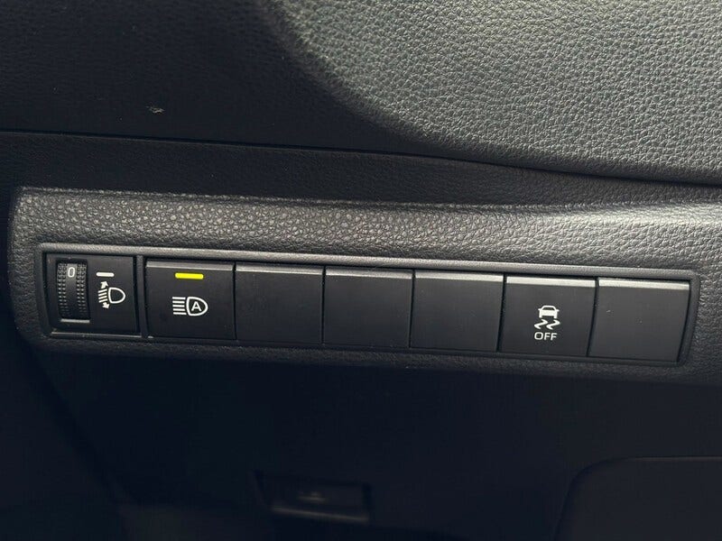 Toyota Corolla (13)