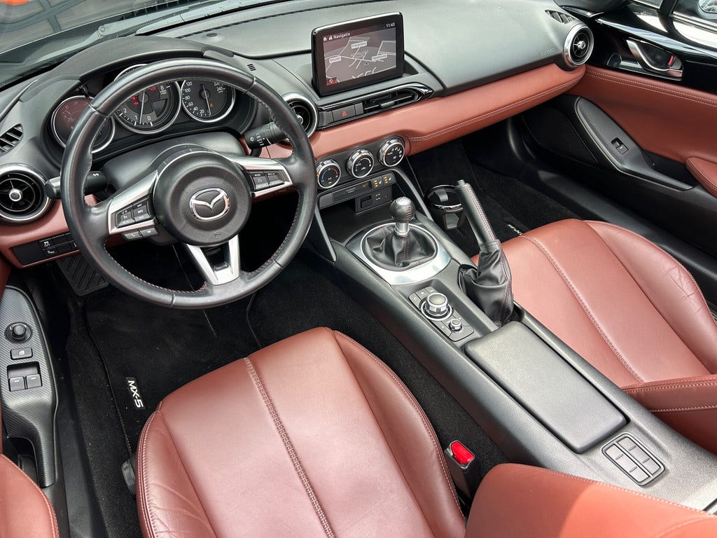 Mazda MX-5 (5)