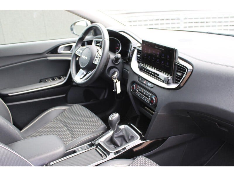 Kia XCeed (12)