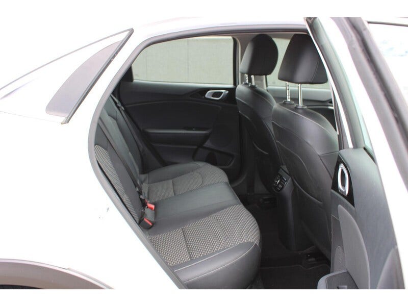 Kia XCeed (17)