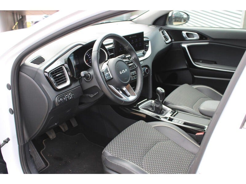 Kia XCeed (21)