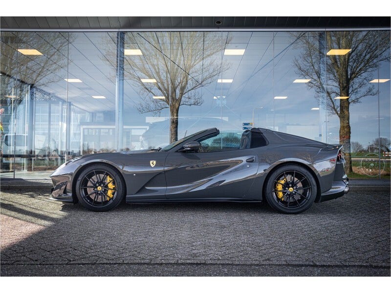 Ferrari 812 GTS