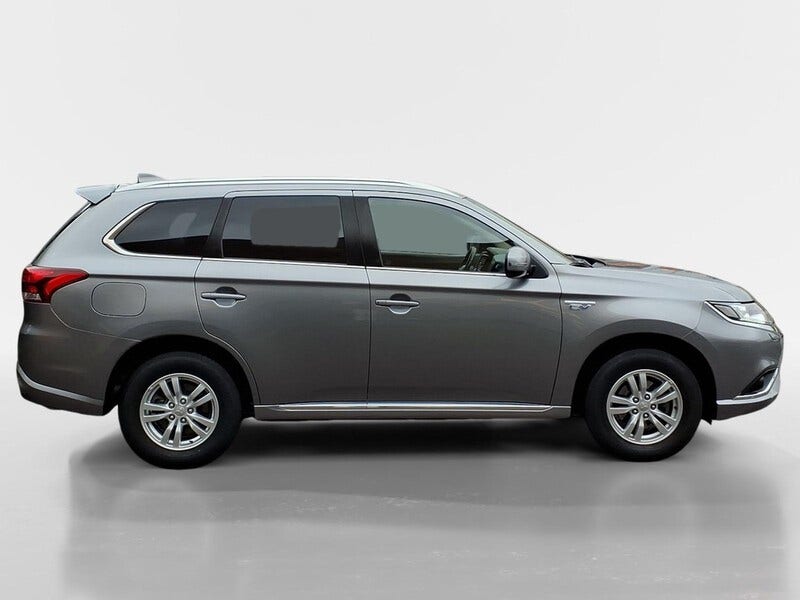 Mitsubishi Outlander (4)