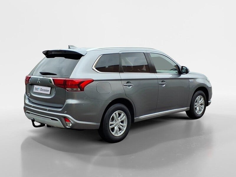 Mitsubishi Outlander (5)